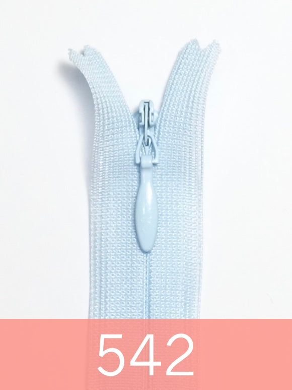 YKK Conceal Zipper 22in (55.9cm)